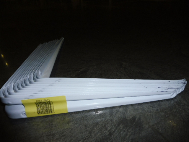 Кронштейн стальной с ребром жесткости, белый 350x400мм (шт) (Уценка)